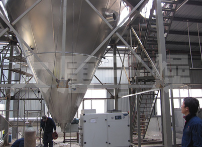 立式离心喷雾干燥机